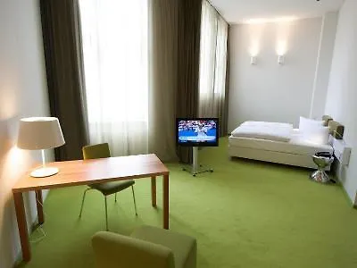 Wyndham Garden Berlin Mitte Hotel