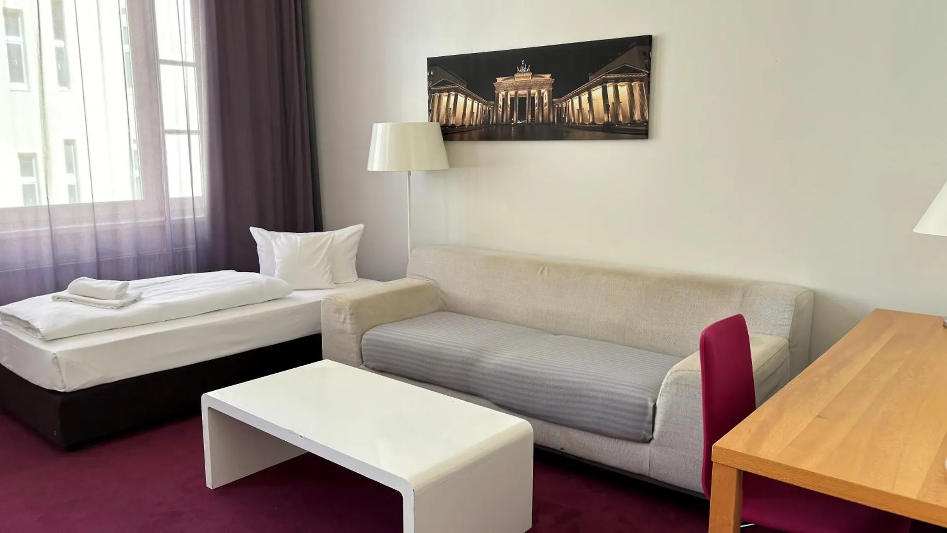 Wyndham Garden Berlin Mitte Hotel