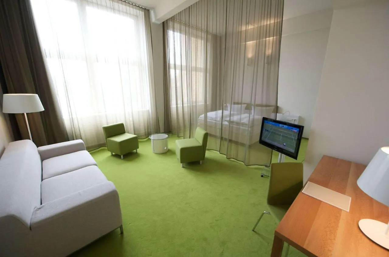Wyndham Garden Berlin Mitte Hotel