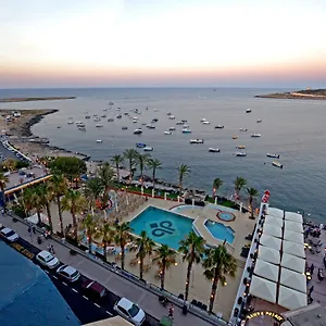 Qawra Palace & Hotel San Pawl il-Baħar